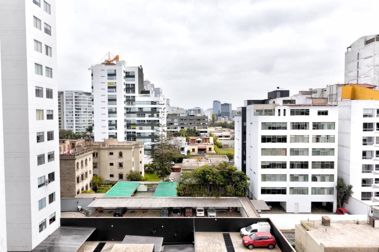 Departamento En San Isidro, Limaアパートメント エクステリア 写真