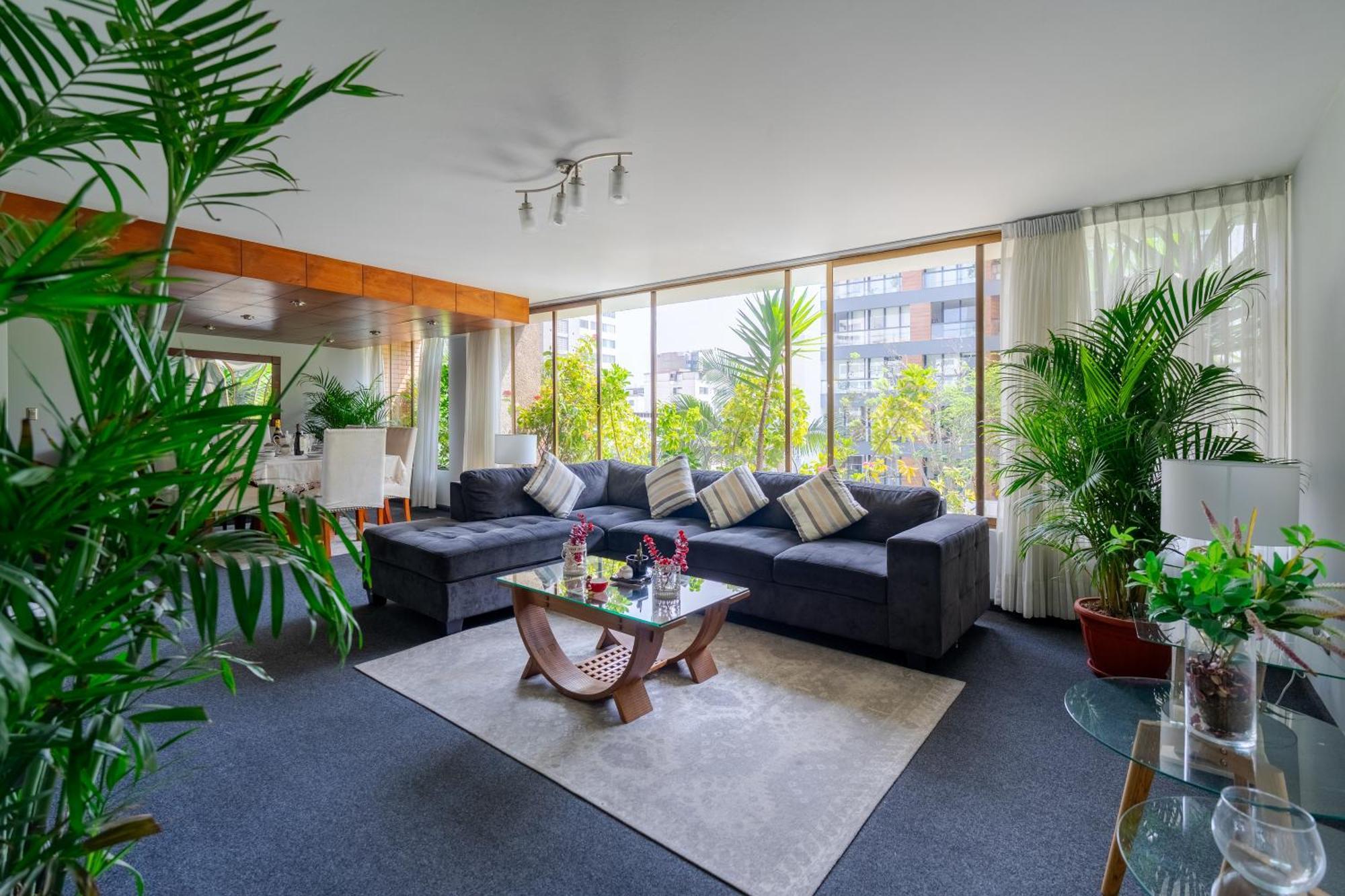 Departamento En San Isidro, Limaアパートメント エクステリア 写真