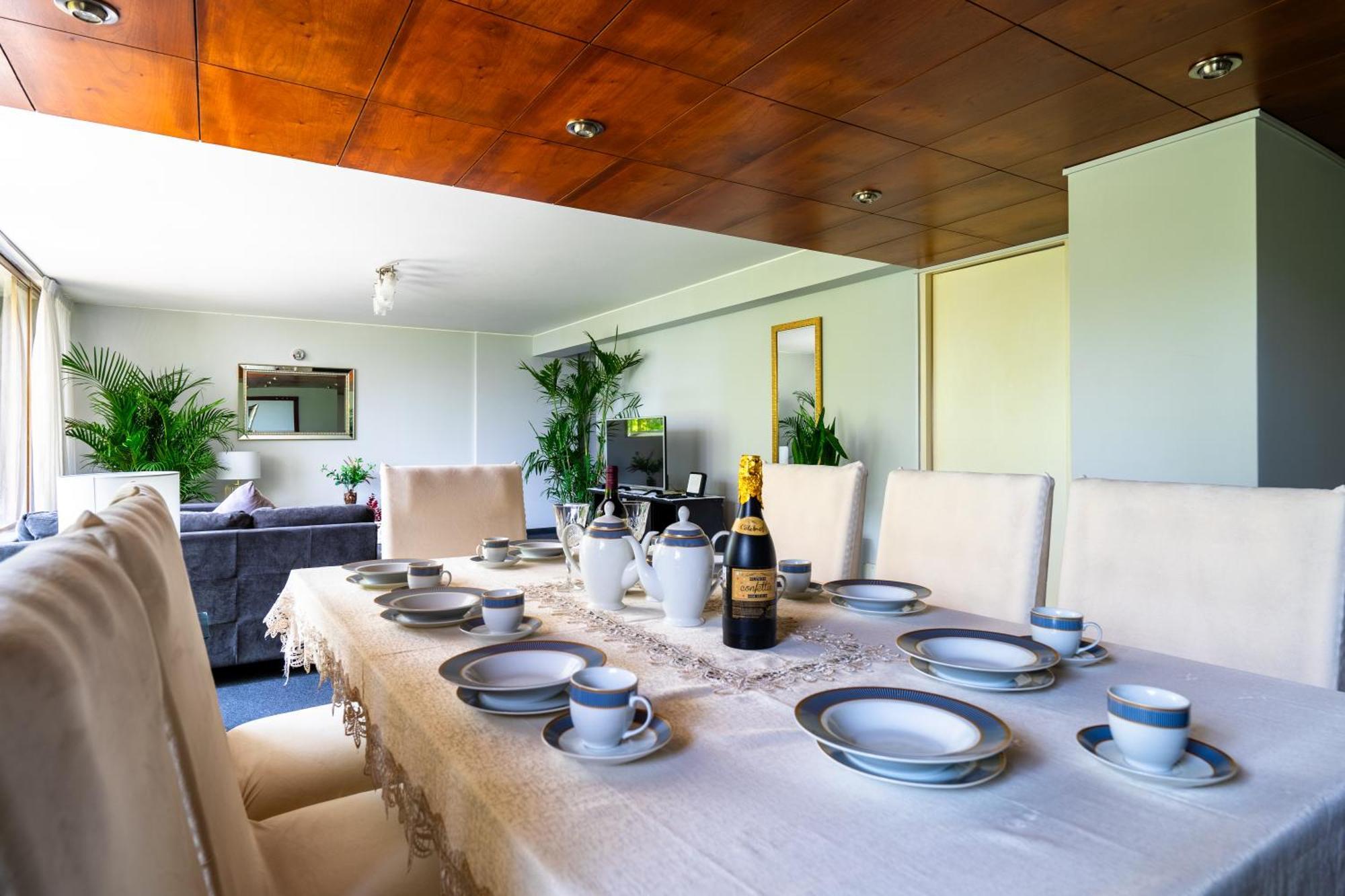 Departamento En San Isidro, Limaアパートメント エクステリア 写真