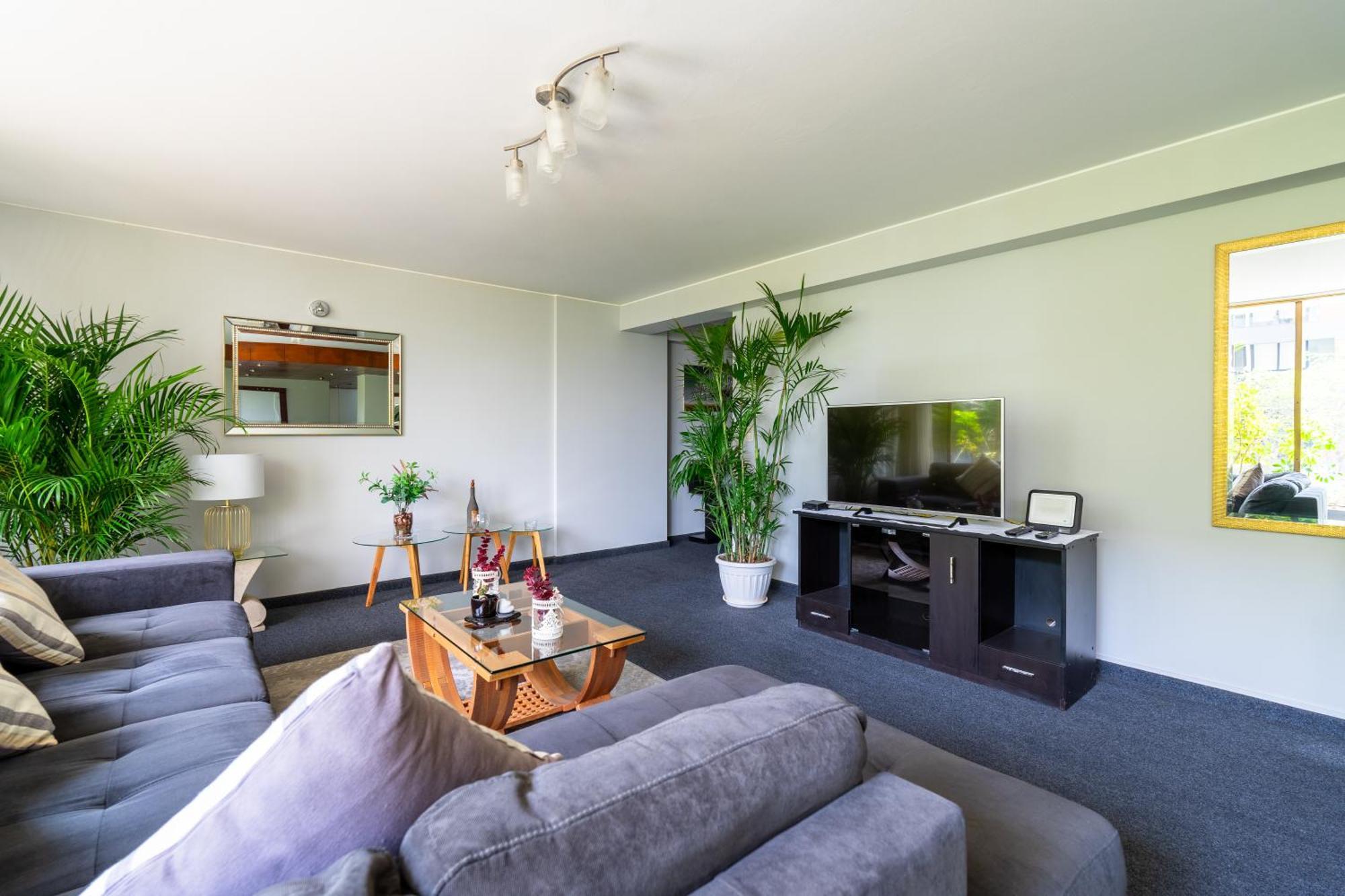 Departamento En San Isidro, Limaアパートメント エクステリア 写真