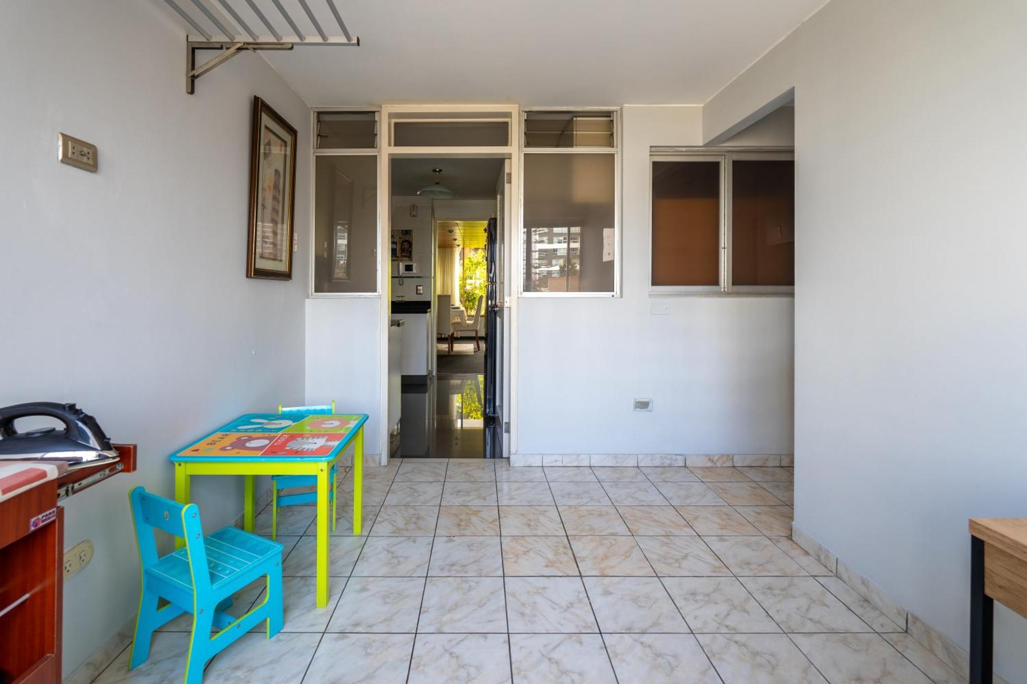Departamento En San Isidro, Limaアパートメント エクステリア 写真