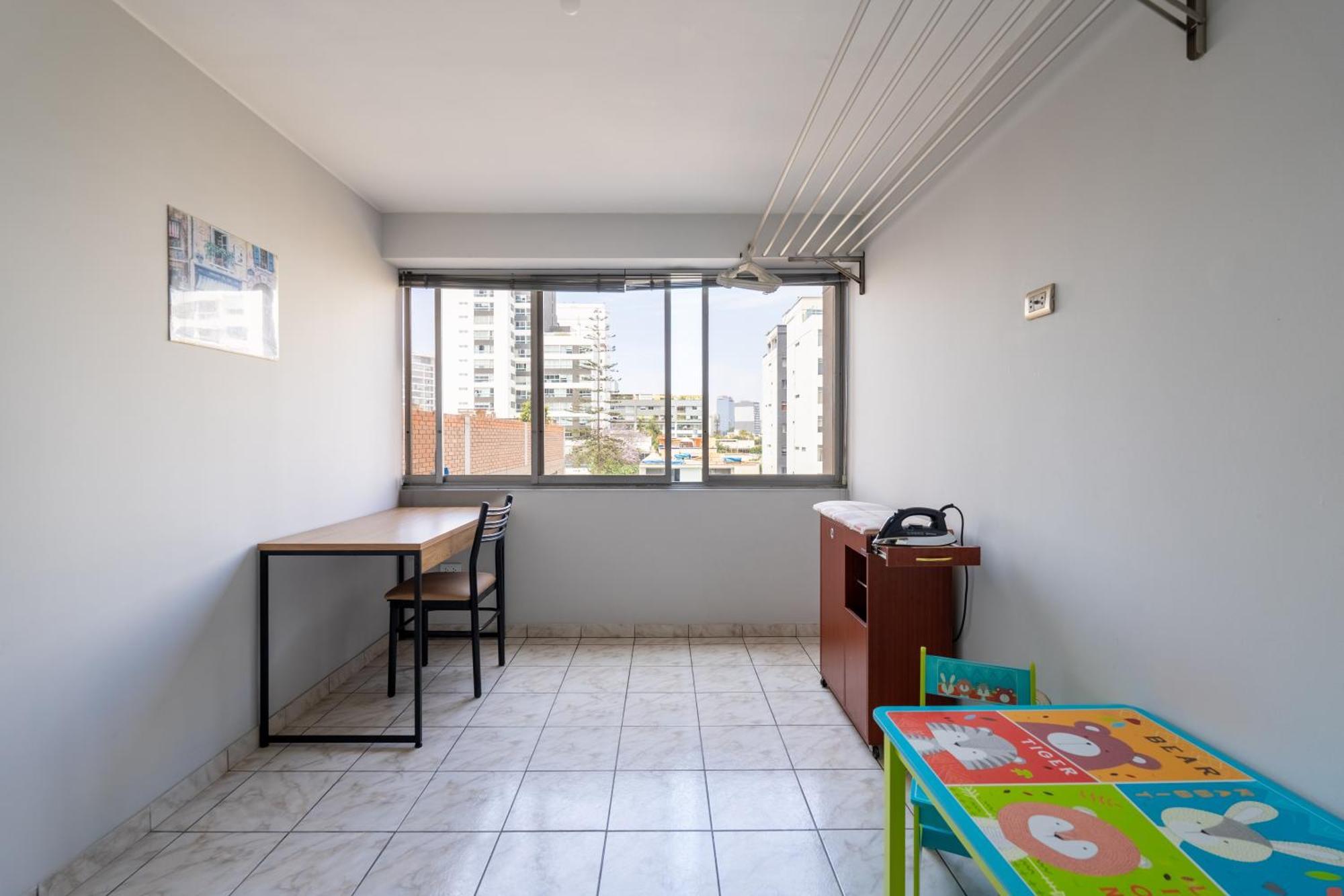 Departamento En San Isidro, Limaアパートメント エクステリア 写真