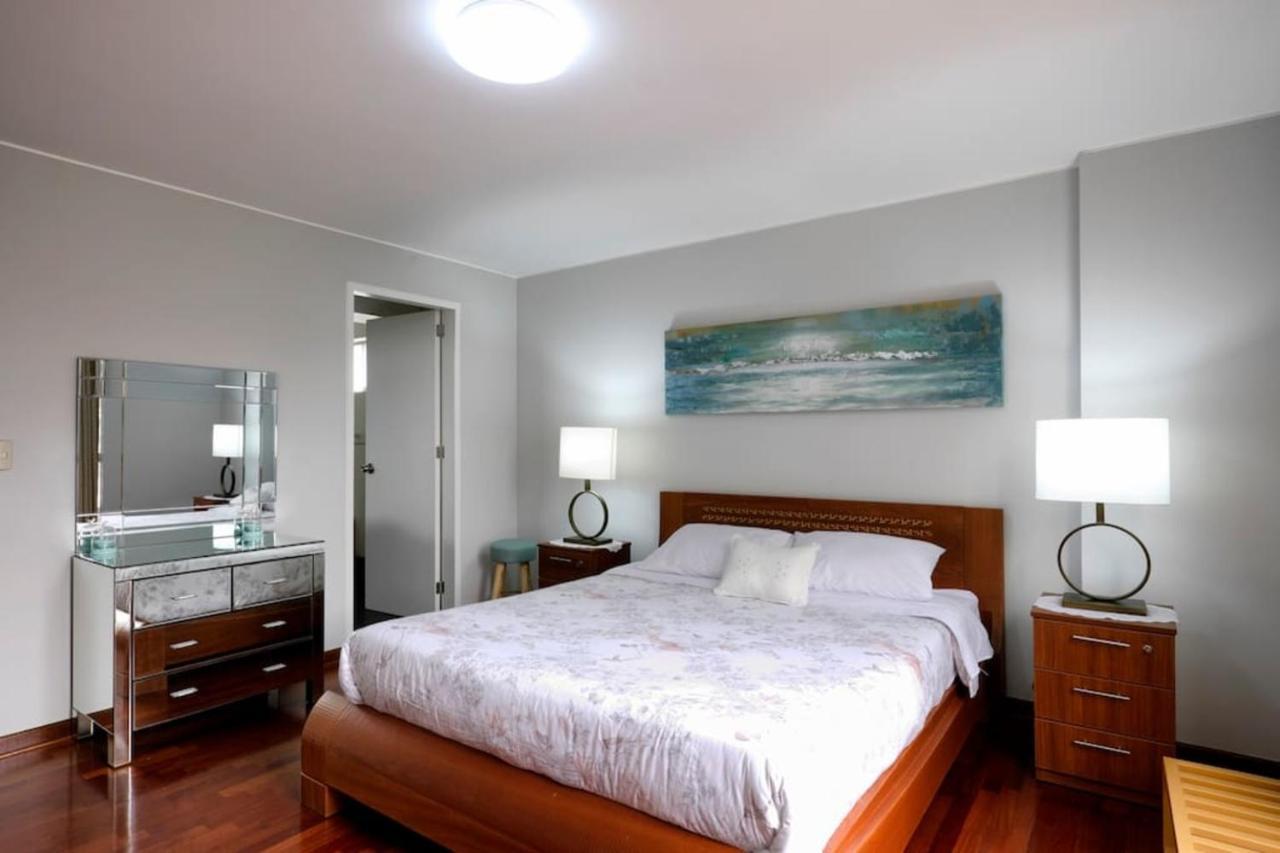 Departamento En San Isidro, Limaアパートメント エクステリア 写真